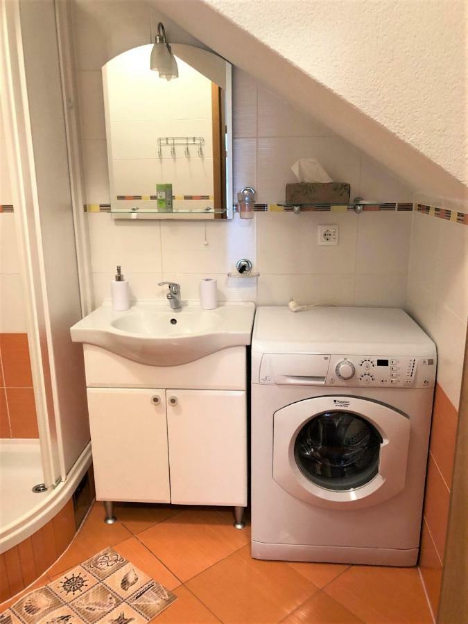 Rogoznica Apartment